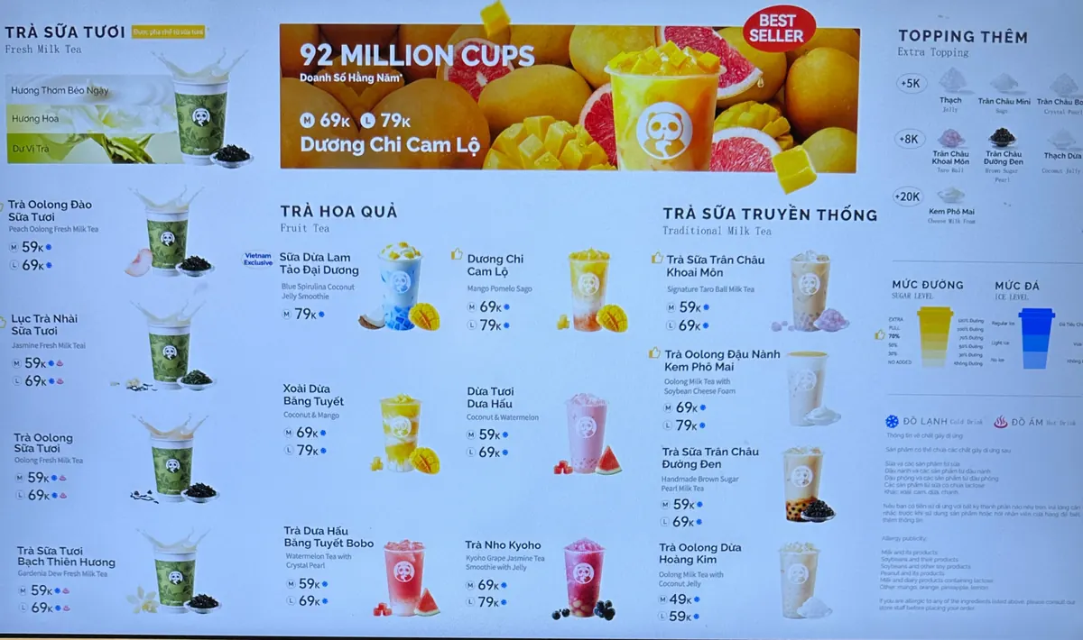 購入したドリンク店のメニュー表、Xoài Dừa Băng TuyếtがM69K・L79Kで掲載されている