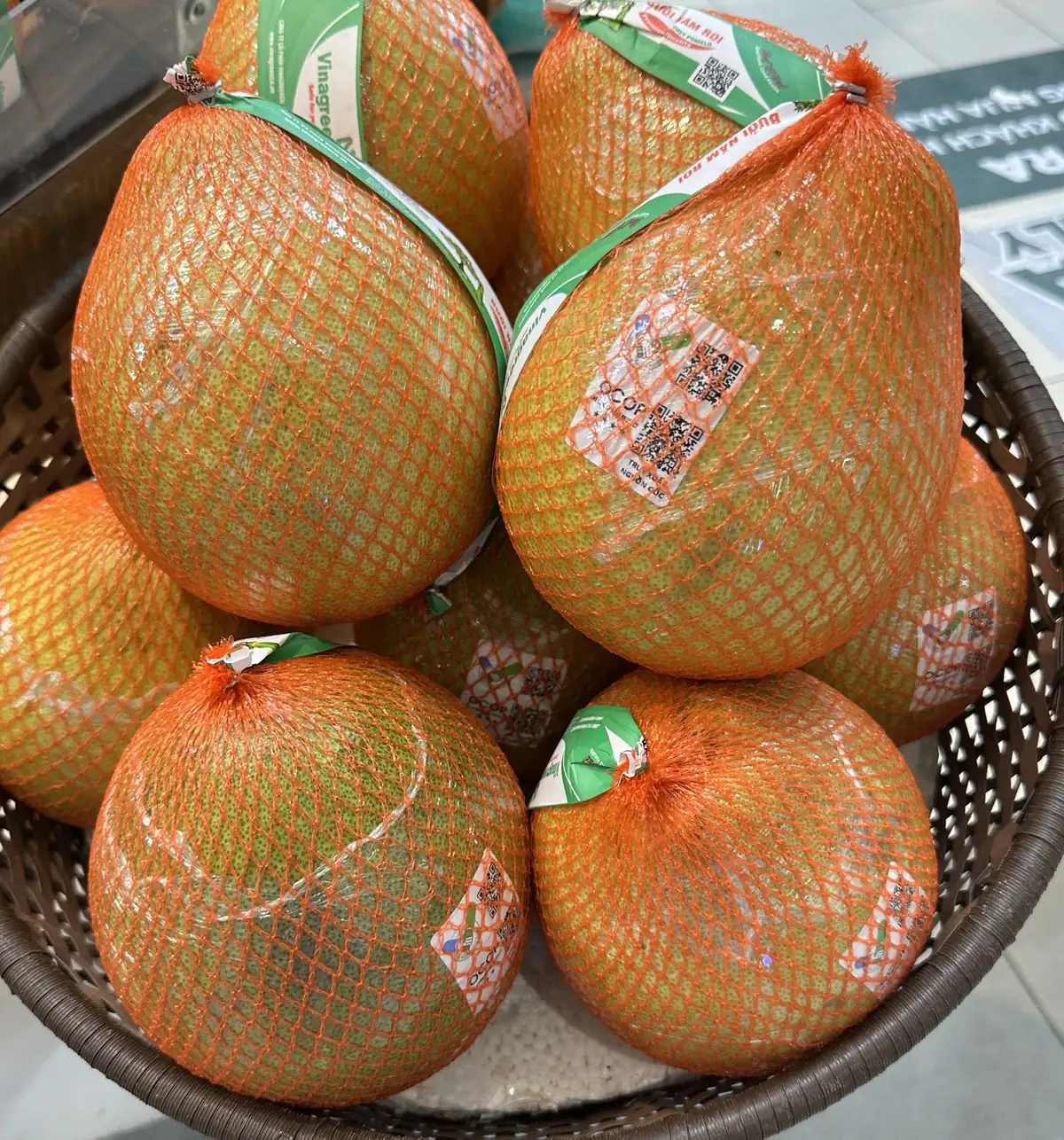 果物店で販売されていたBưởi Năm Roi